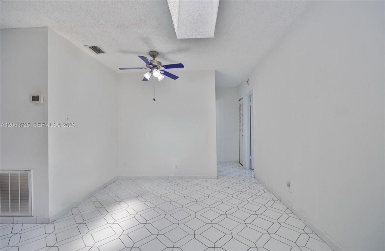 7100 NW 66th Ter, Tamarac, FL 33321 Photo