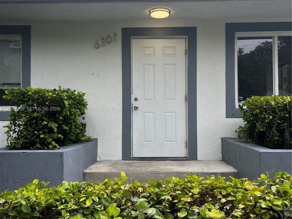 6301 NW 1st Pl , Miami, FL 33150