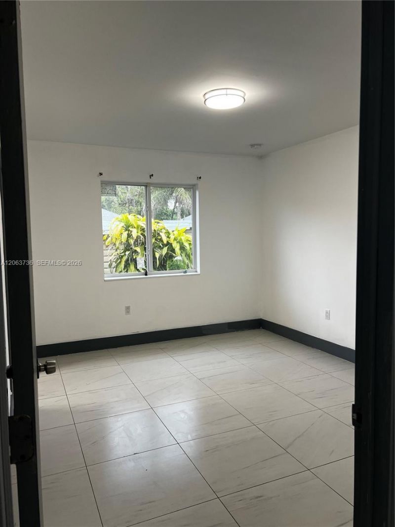 6301 NW 1st Pl, Miami, FL 33150 Photo