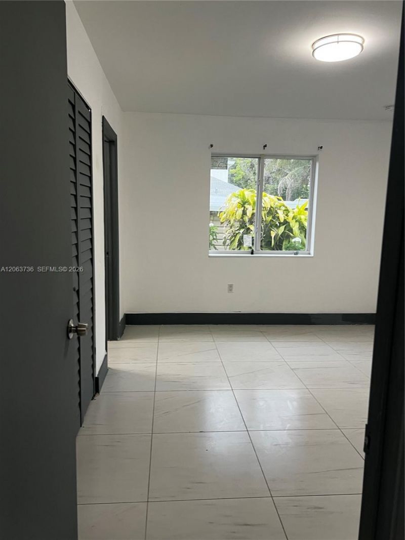 6301 NW 1st Pl, Miami, FL 33150 Photo