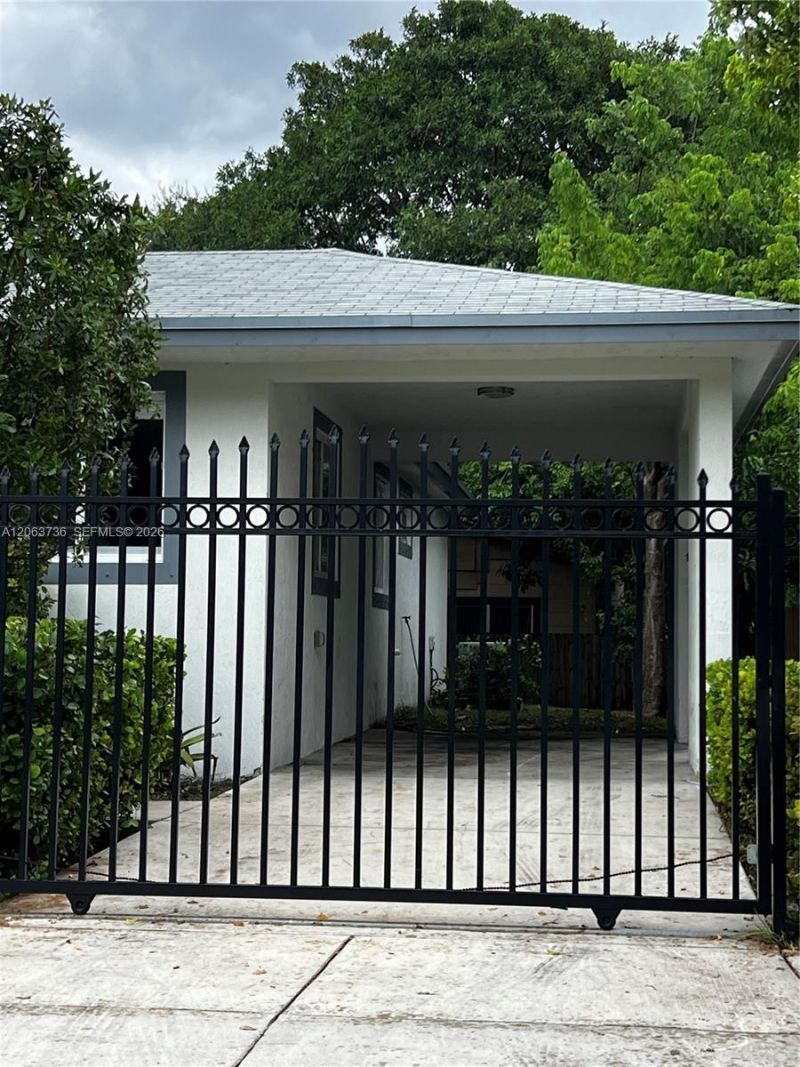 6301 NW 1st Pl, Miami, FL 33150 Photo