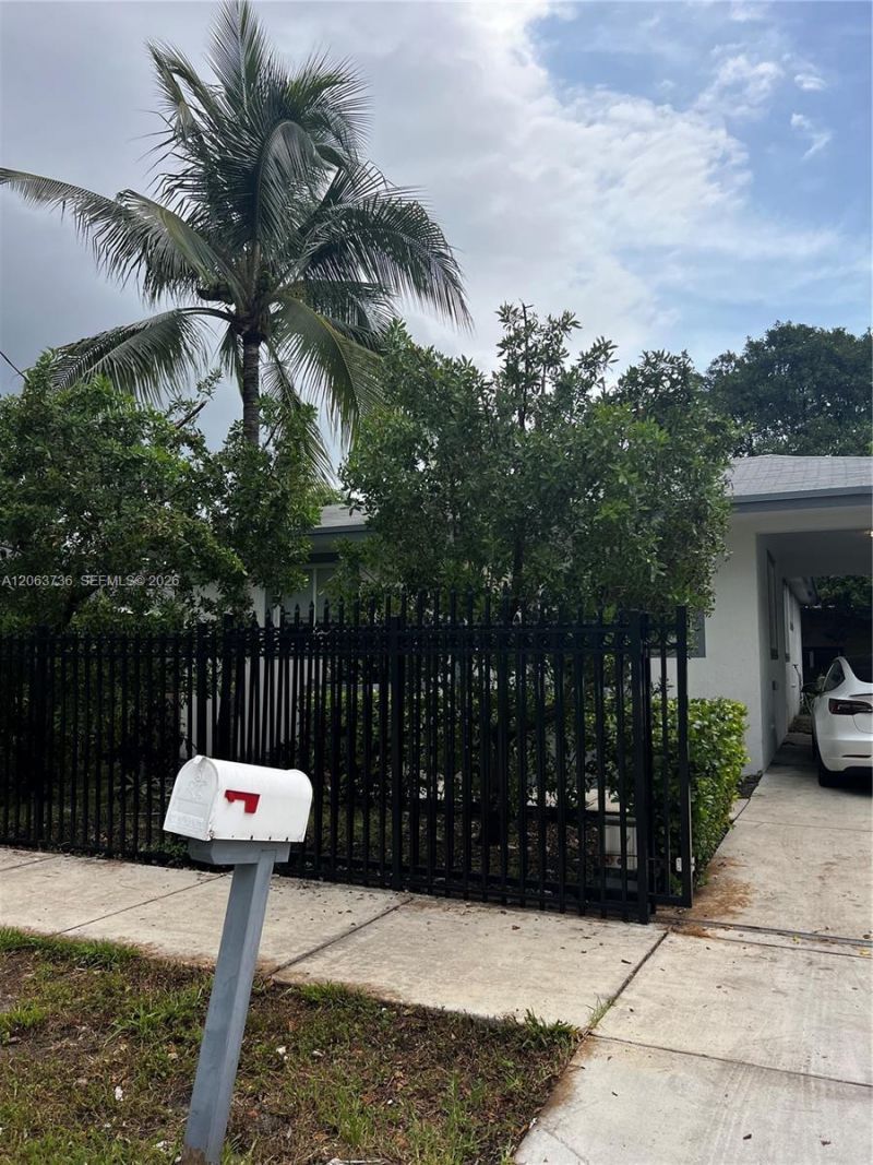 6301 NW 1st Pl, Miami, FL 33150 Photo