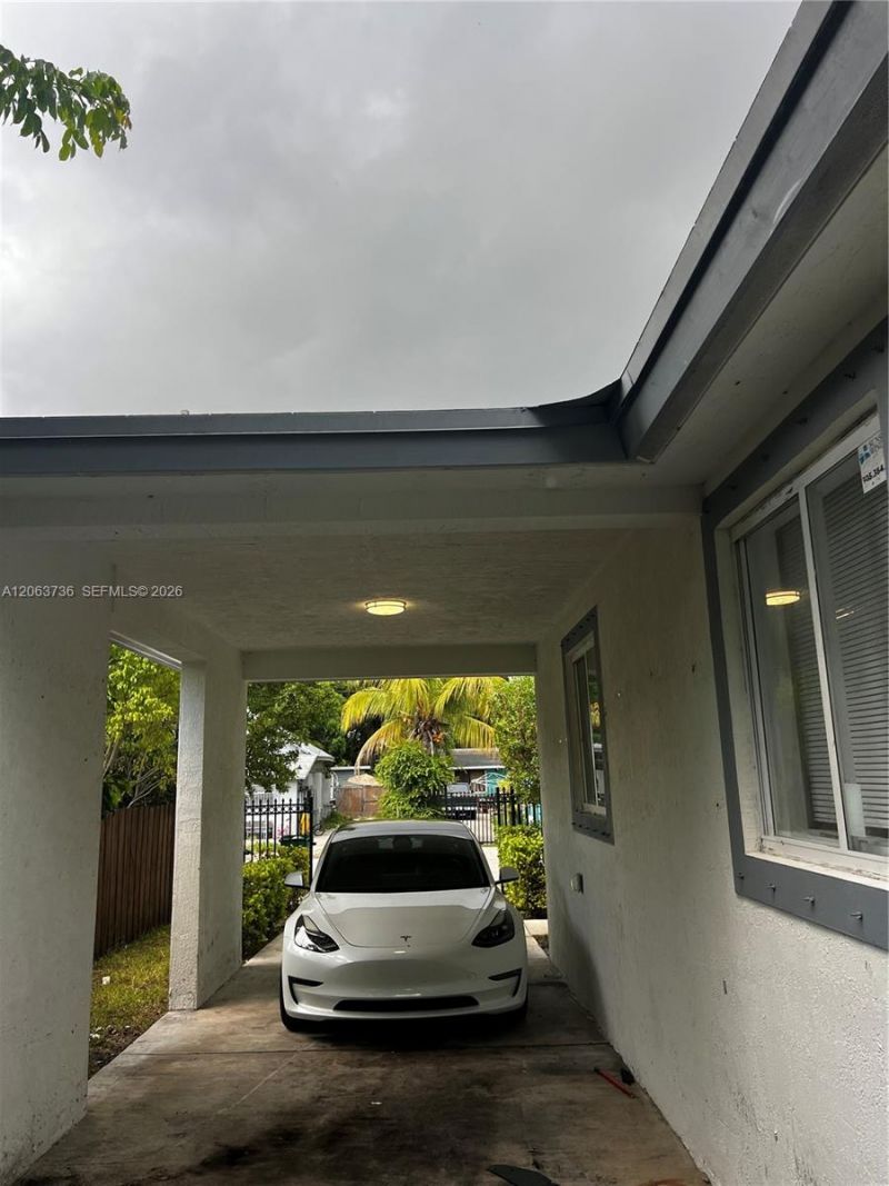 6301 NW 1st Pl, Miami, FL 33150 Photo