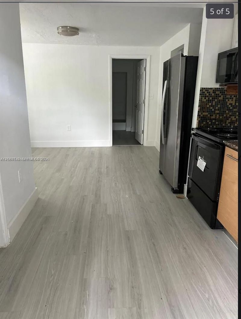 2215 NW 33rd St, Miami, FL 33142 Photo
