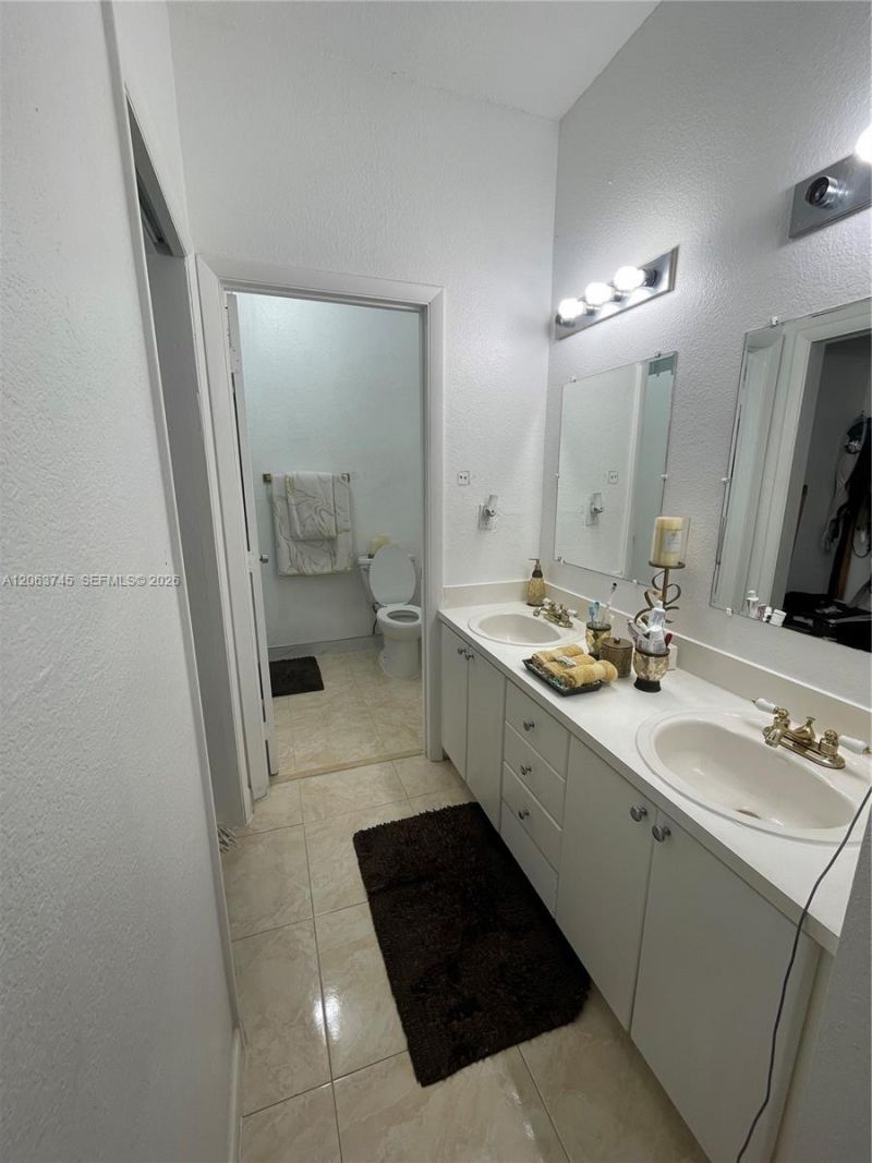 20764 NW 31st Ave, Miami Gardens, FL 33056 Photo