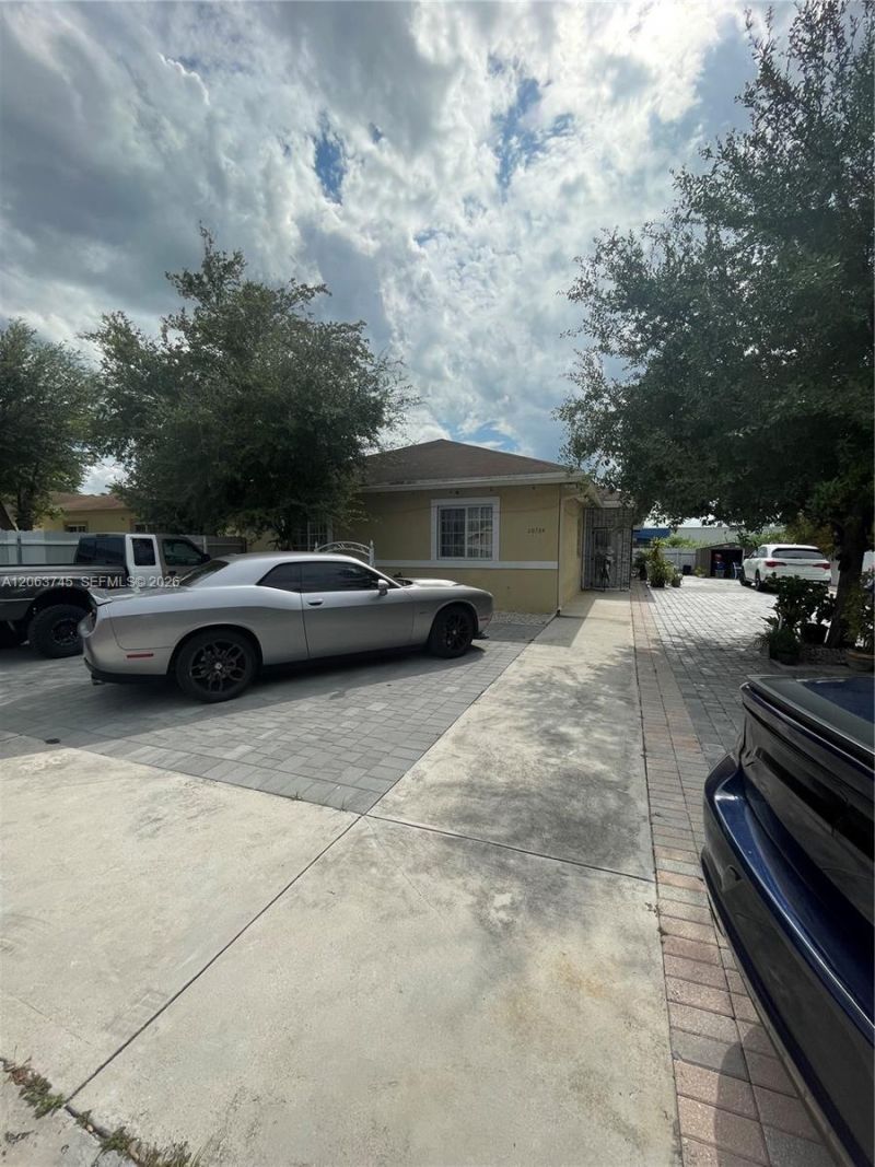 20764 NW 31st Ave, Miami Gardens, FL 33056 Photo