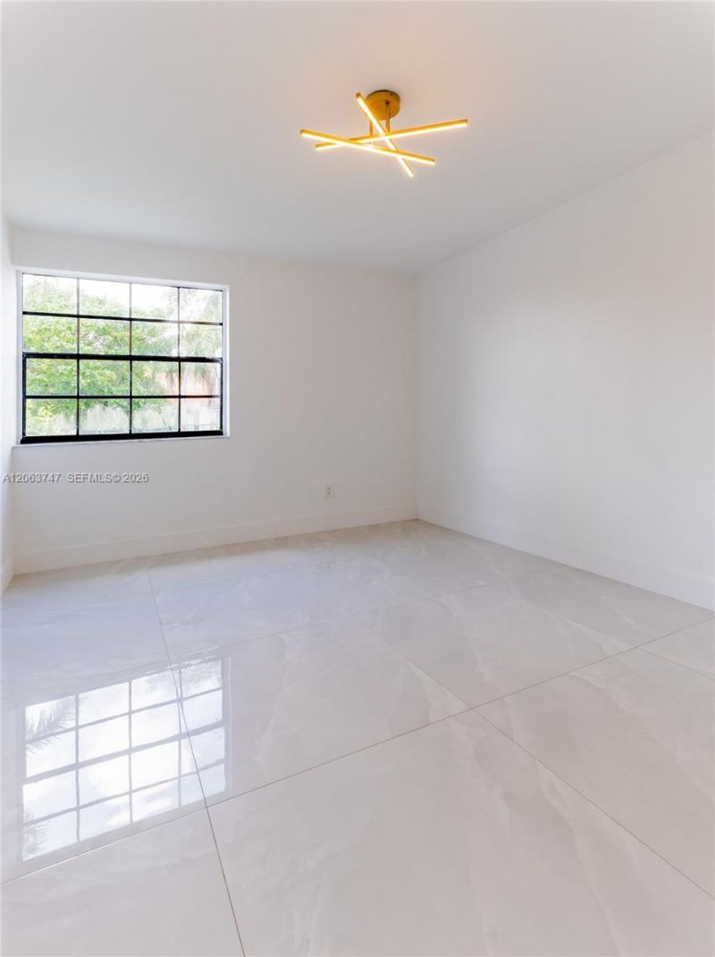 3571 Magellan Cir, Unit 343-4, Aventura, FL 33180 Photo