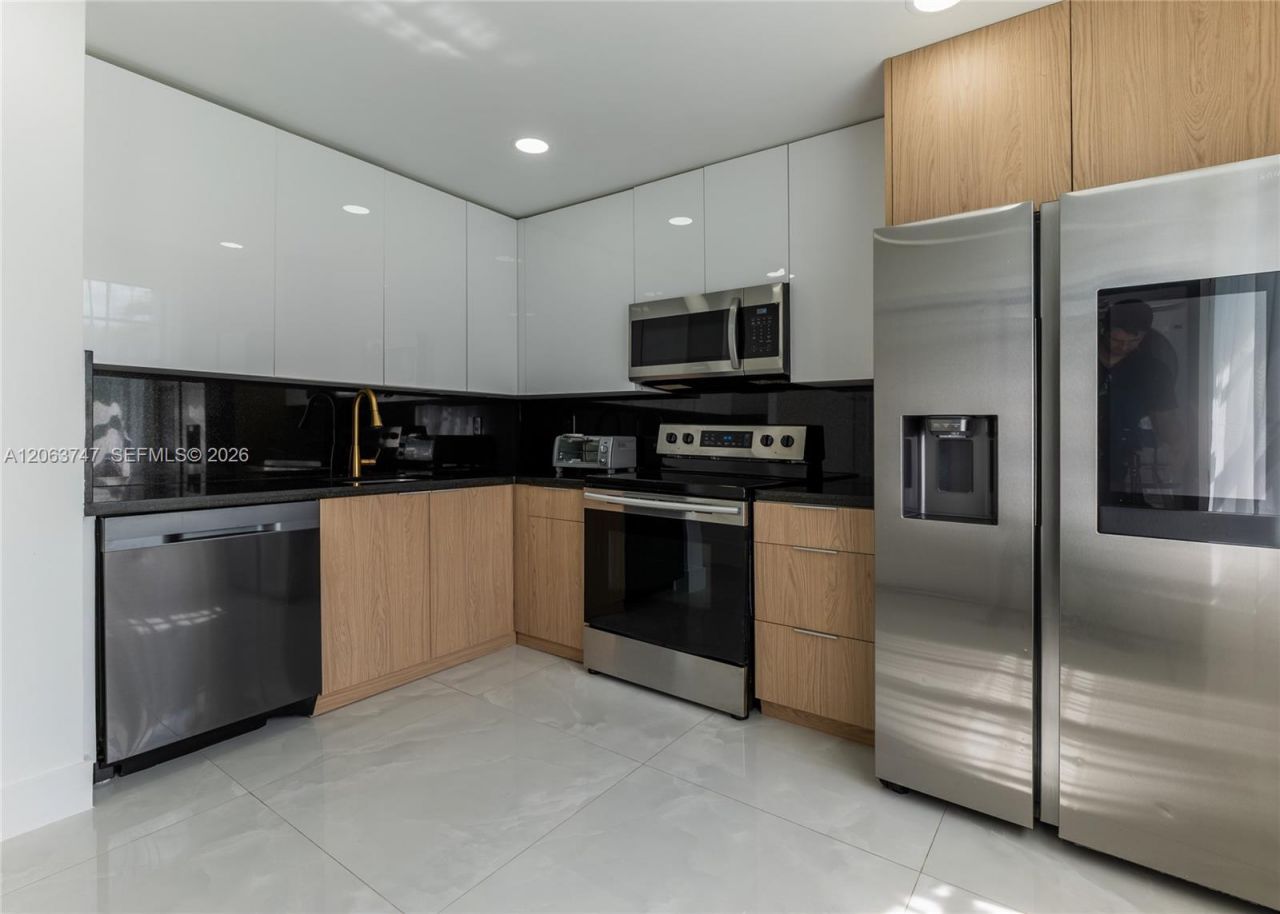 3571 Magellan Cir, Unit 343-4, Aventura, FL 33180 Photo