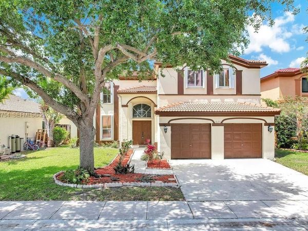 1623 E Harmony Lake Cir , Davie, FL 33324