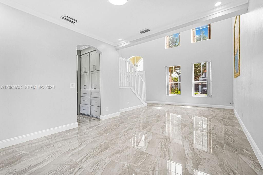 1623 E Harmony Lake Cir, Davie, FL 33324 Photo