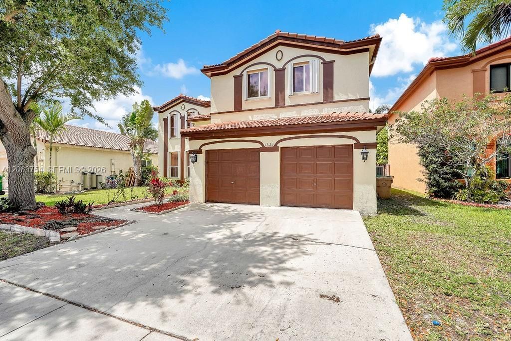 1623 E Harmony Lake Cir, Davie, FL 33324 Photo