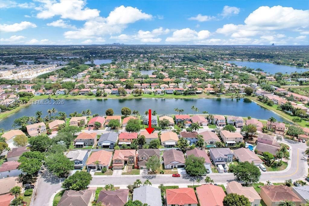 1623 E Harmony Lake Cir, Davie, FL 33324 Photo