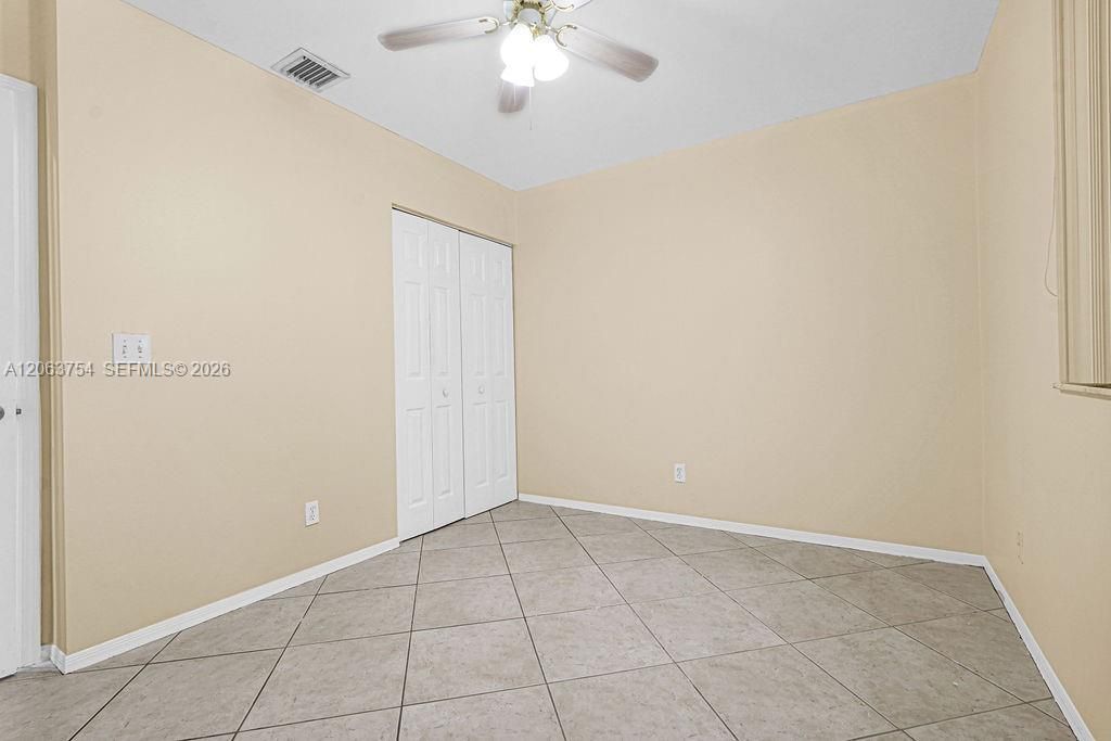 1623 E Harmony Lake Cir, Davie, FL 33324 Photo