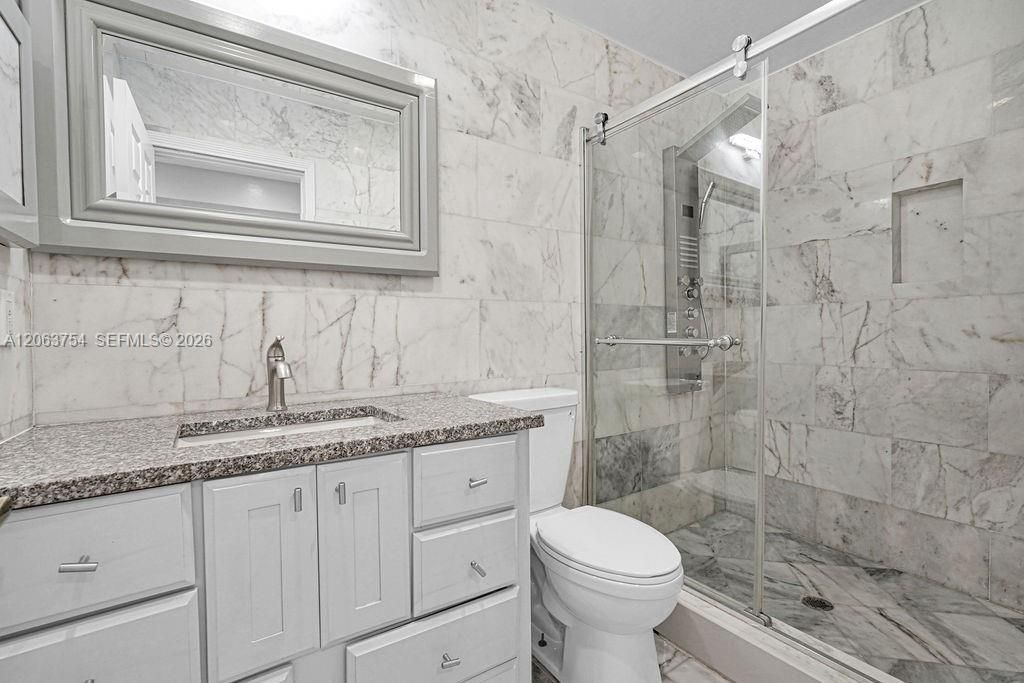 1623 E Harmony Lake Cir, Davie, FL 33324 Photo
