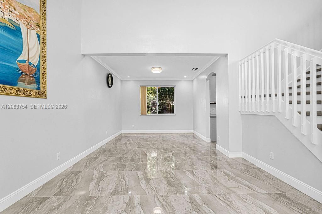 1623 E Harmony Lake Cir, Davie, FL 33324 Photo