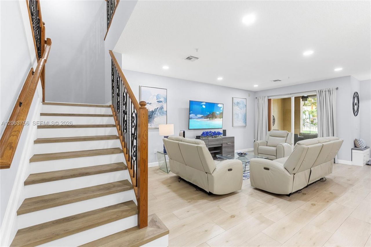 2900 NW 125th Ave, Unit 3-107, Sunrise, FL 33323 Photo