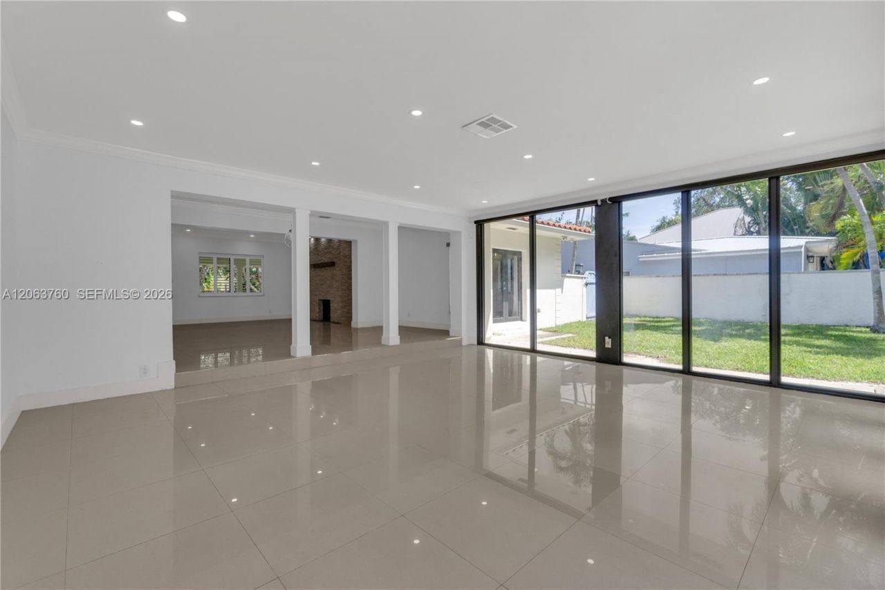 549 NE 12th Ave, Fort Lauderdale, FL 33301 Photo