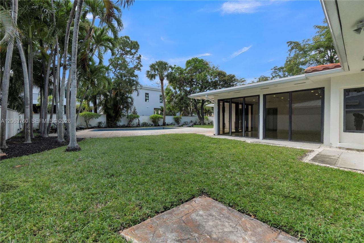 549 NE 12th Ave, Fort Lauderdale, FL 33301 Photo