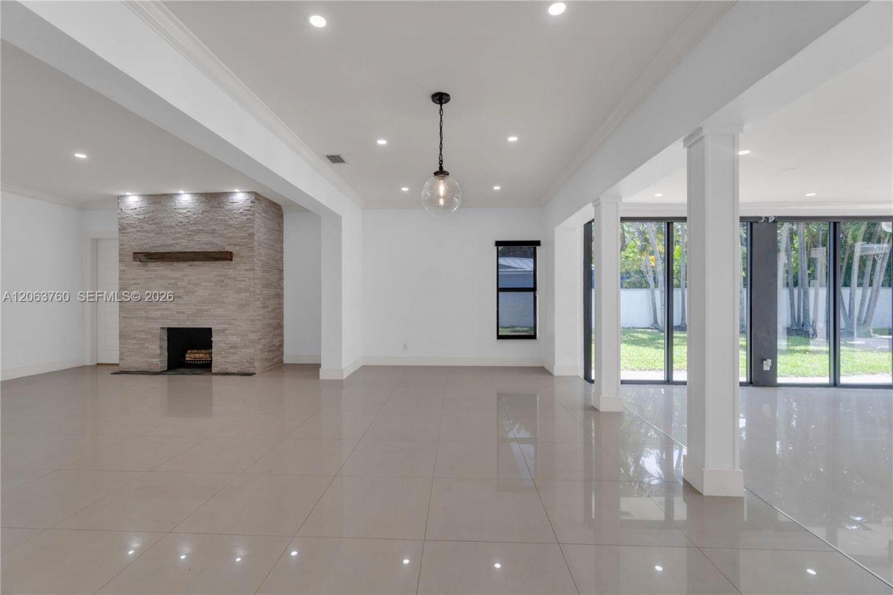 549 NE 12th Ave, Fort Lauderdale, FL 33301 Photo