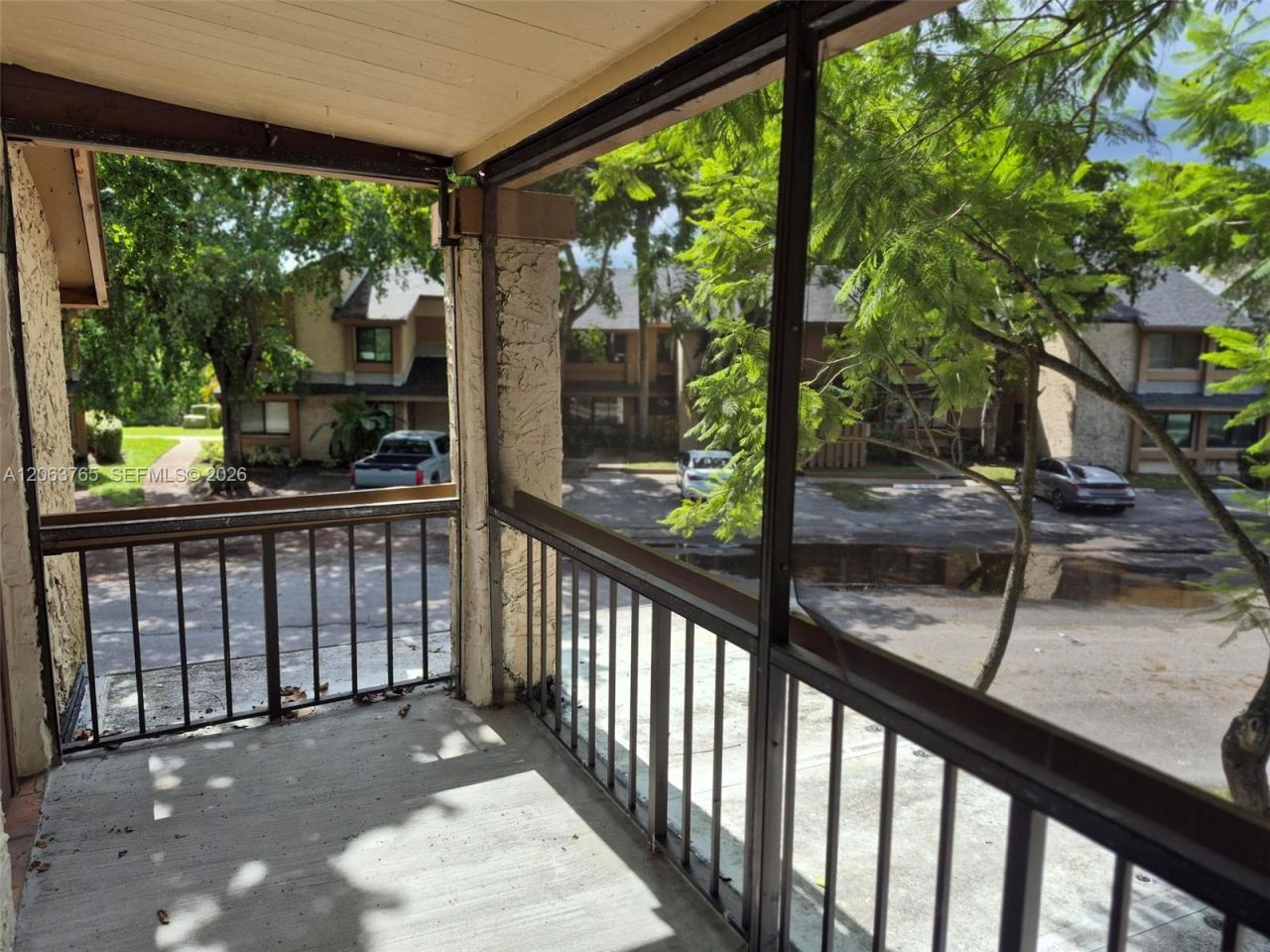 214 Wimbledon Lake Dr, Unit 57, Plantation, FL 33324 Photo