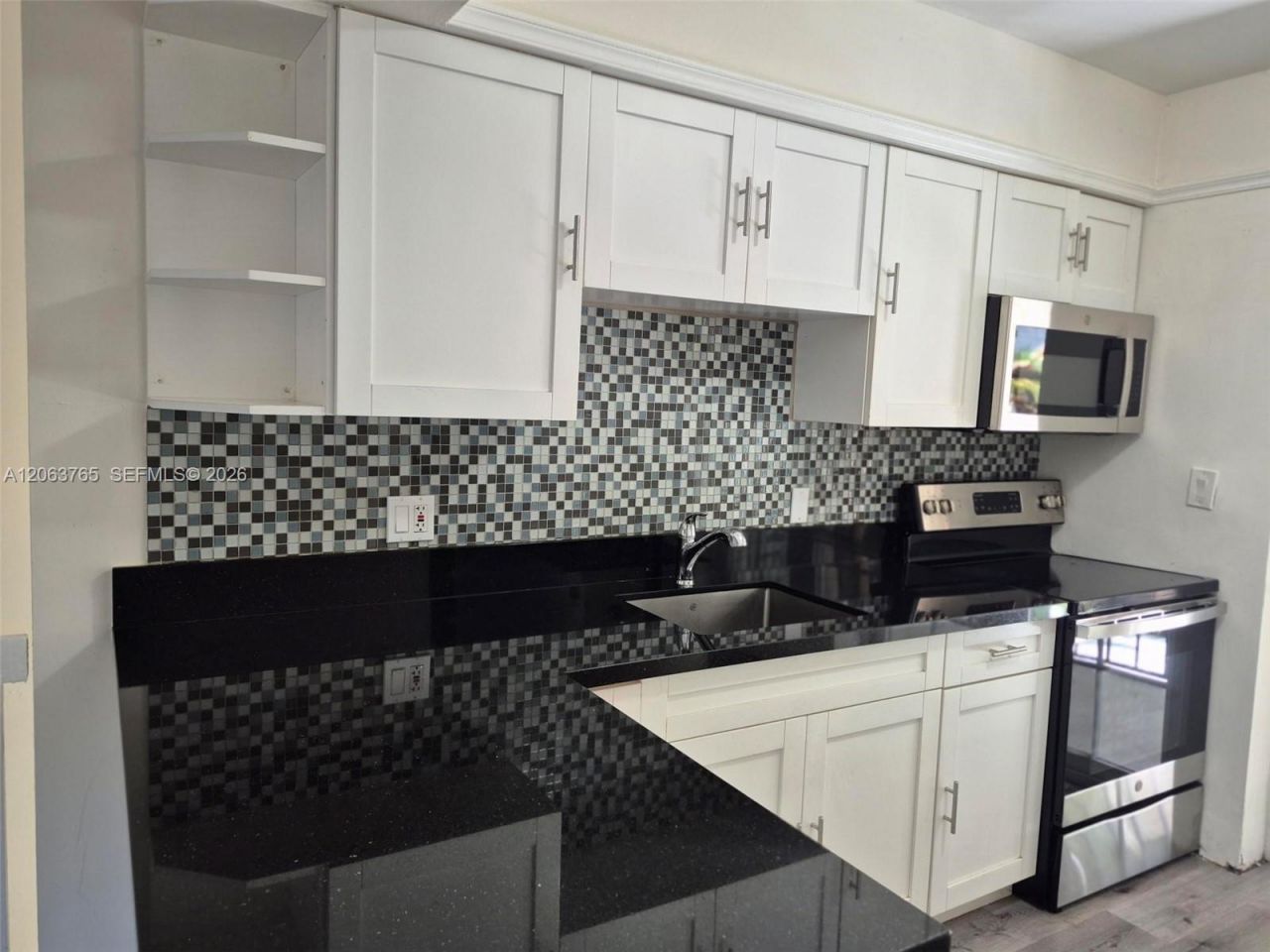 214 Wimbledon Lake Dr, Unit 57, Plantation, FL 33324 Photo