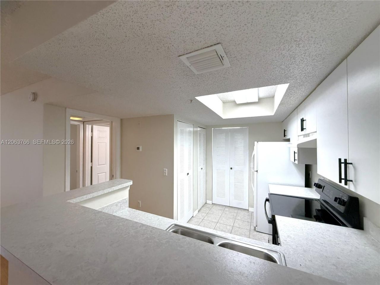 5045 Wiles Rd, Unit 201, Coconut Creek, FL 33073 Photo