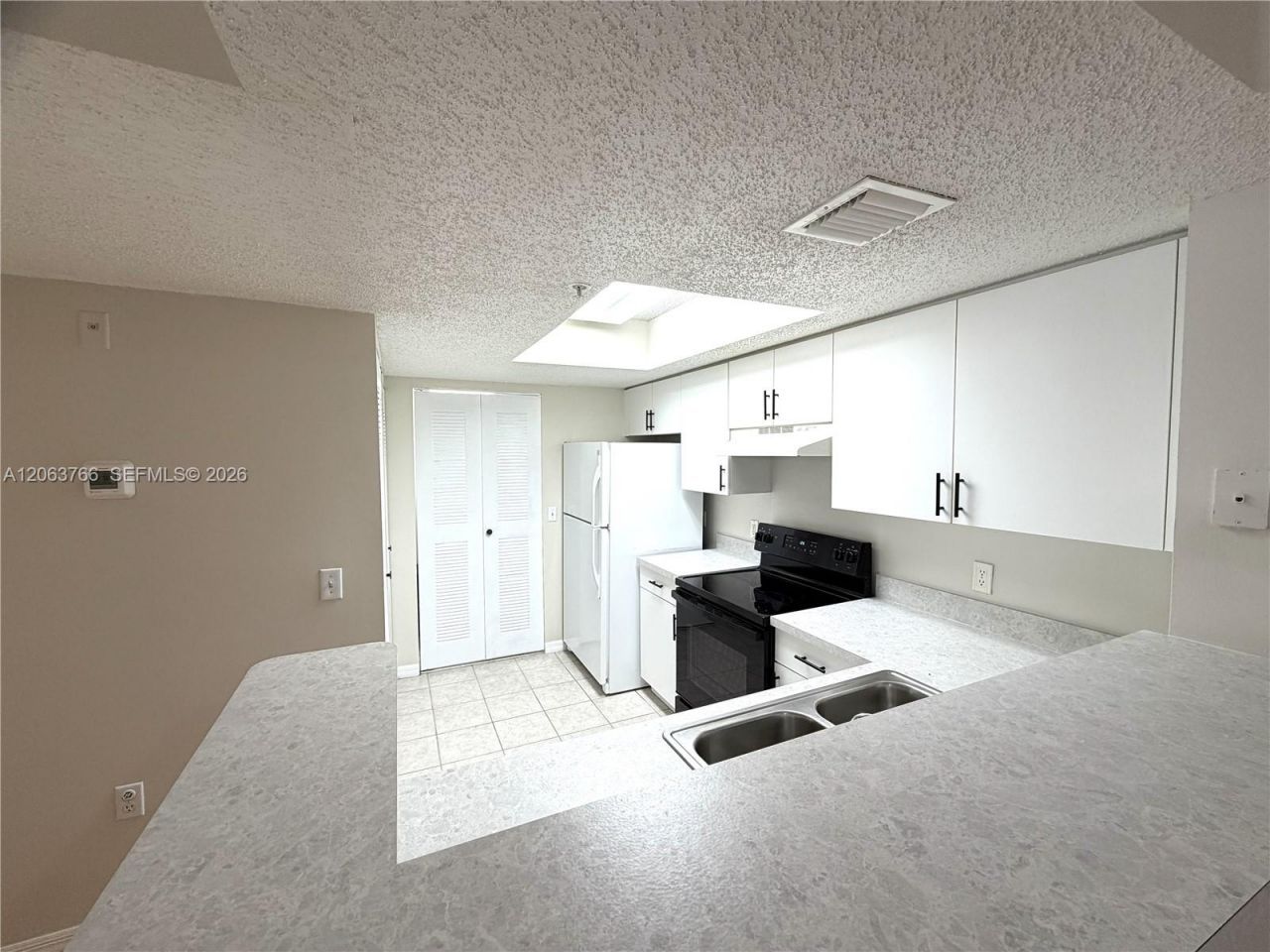 5045 Wiles Rd, Unit 201, Coconut Creek, FL 33073 Photo