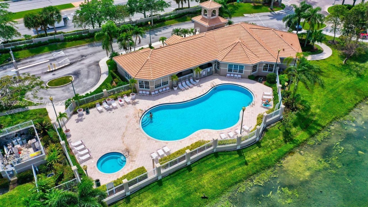 5045 Wiles Rd, Unit 201, Coconut Creek, FL 33073 Photo