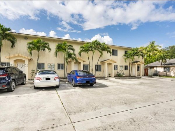 925 SW 8th St, Unit A, Hallandale Beach, FL 33009
