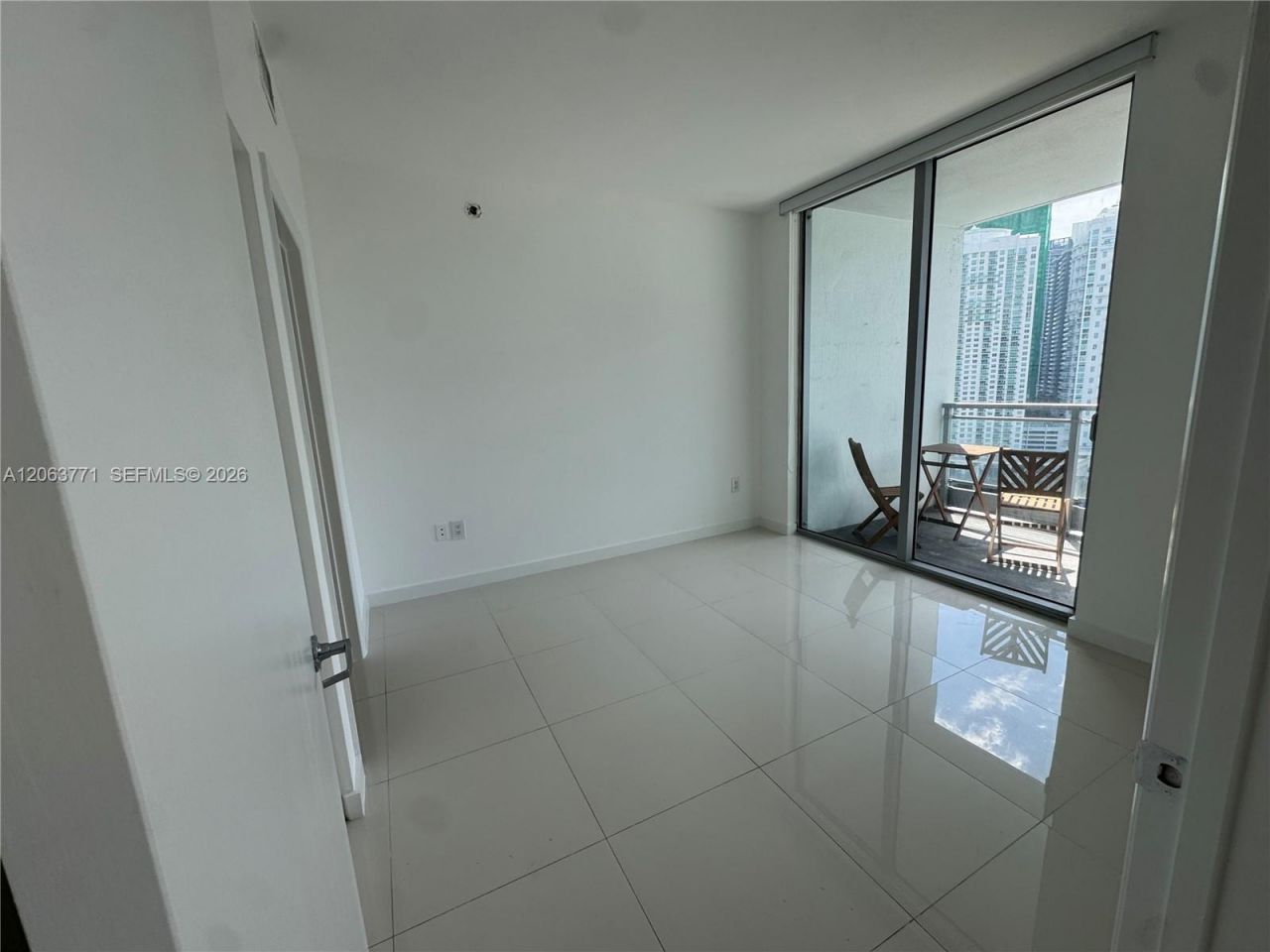 90 SW 3rd St, Unit 2314, Miami, FL 33130 Photo