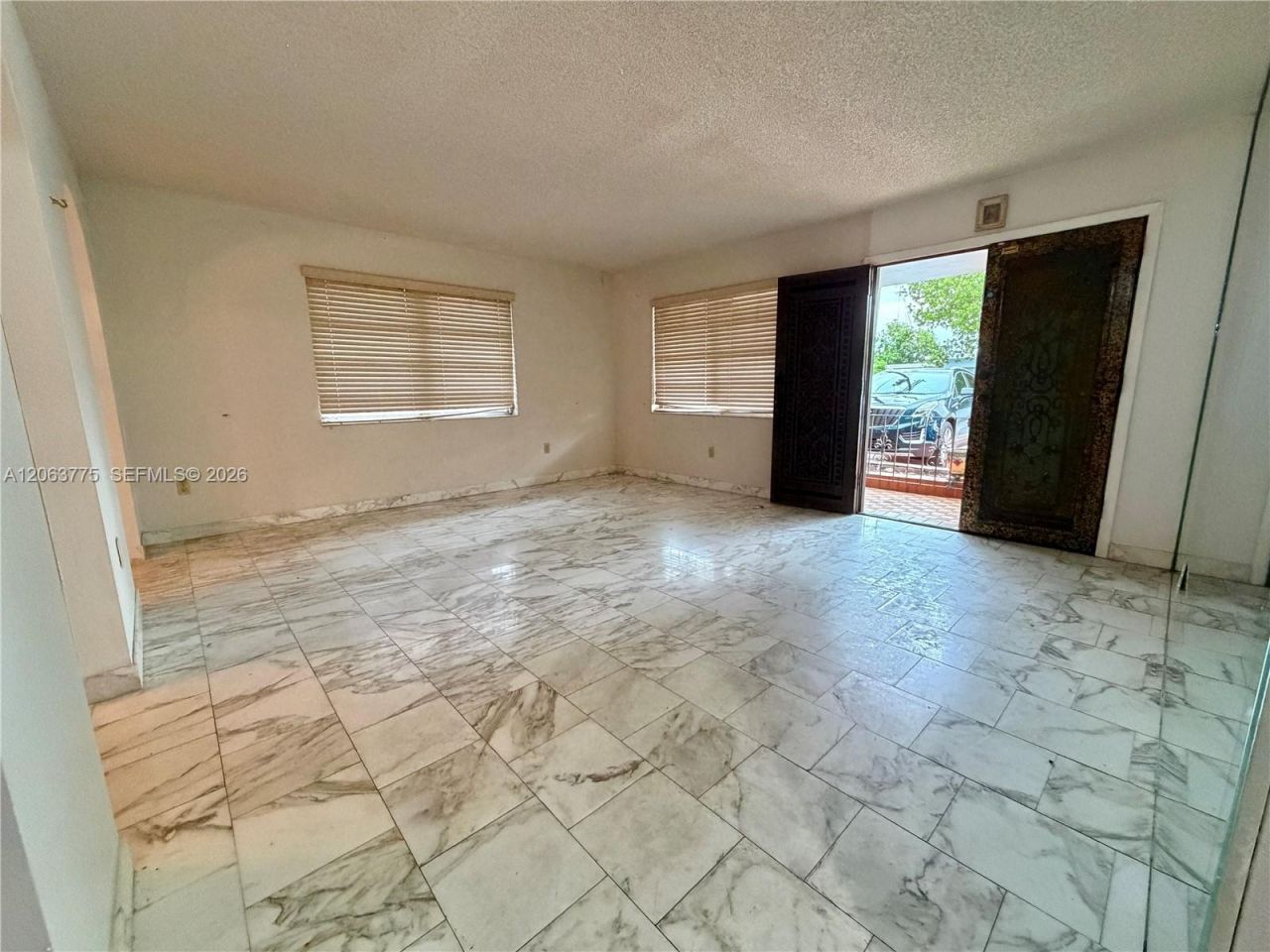 320 NW 61st Ave, Miami, FL 33126 Photo