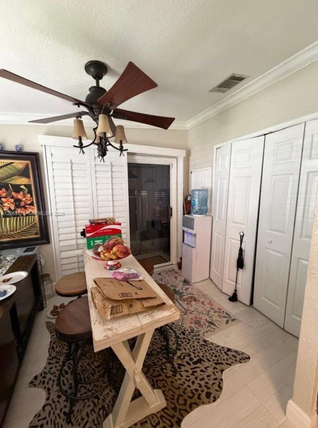 19800 SW 180 Ave Unit 570, Miami, FL 33187 Photo