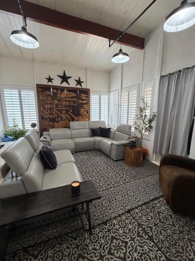 19800 SW 180 Ave Unit 570, Miami, FL 33187 Photo