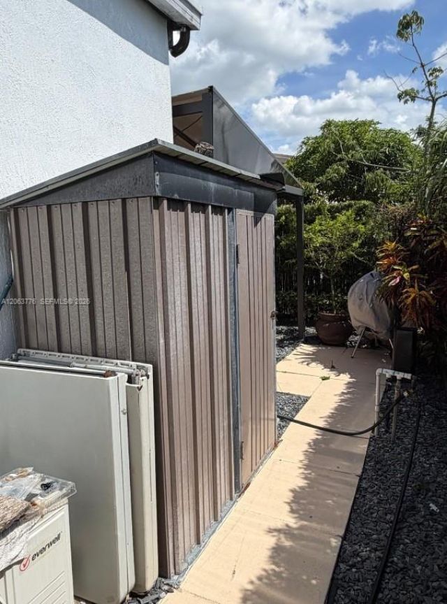 19800 SW 180 Ave Unit 570, Miami, FL 33187 Photo