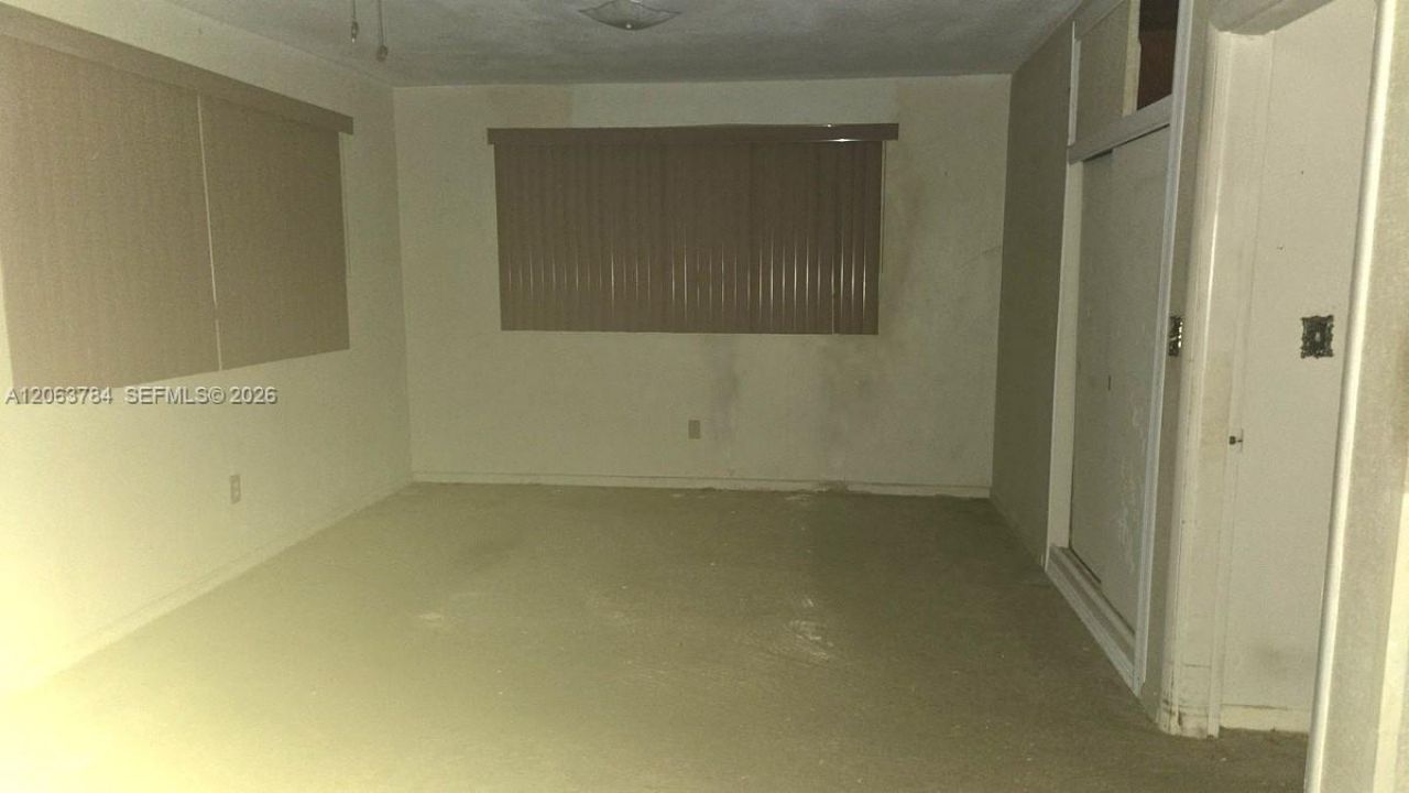 185 NE 129th St, North Miami, FL 33161 Photo