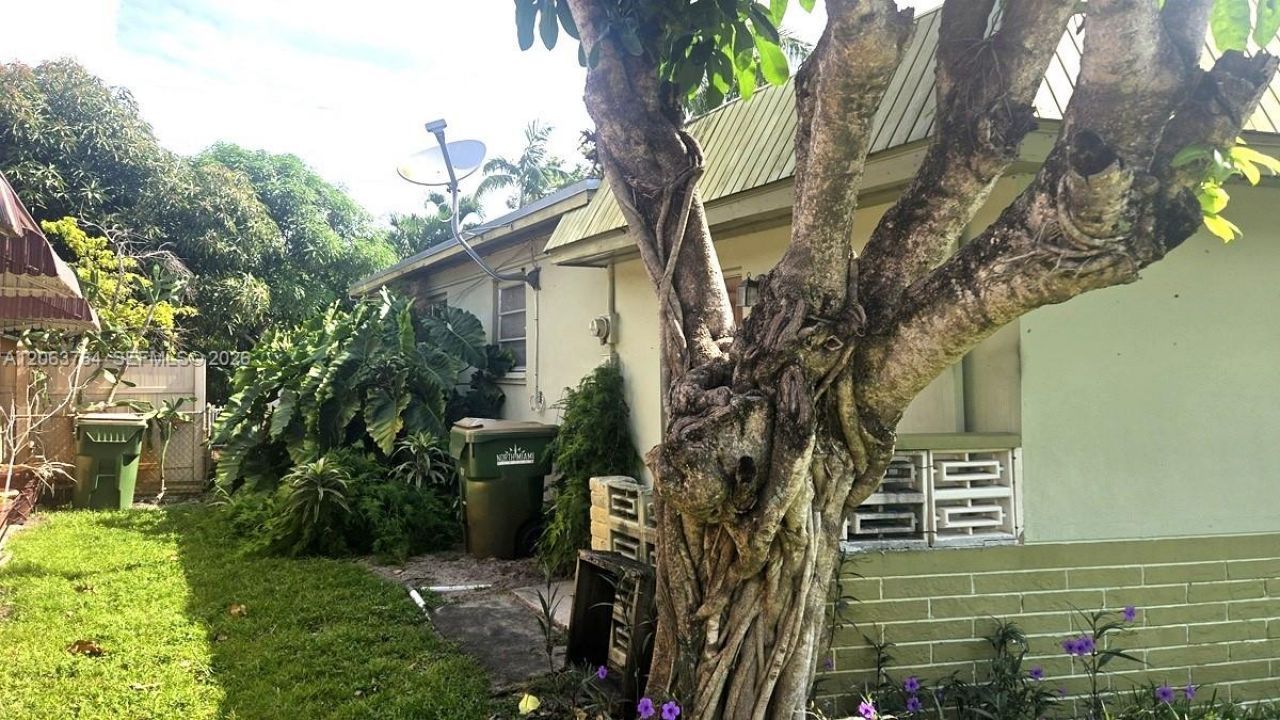 185 NE 129th St, North Miami, FL 33161 Photo