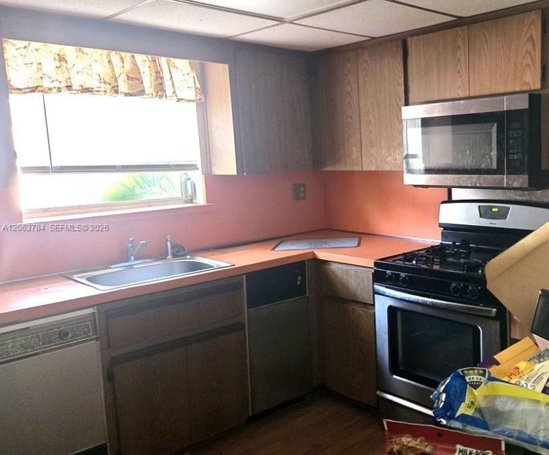 185 NE 129th St, North Miami, FL 33161 Photo