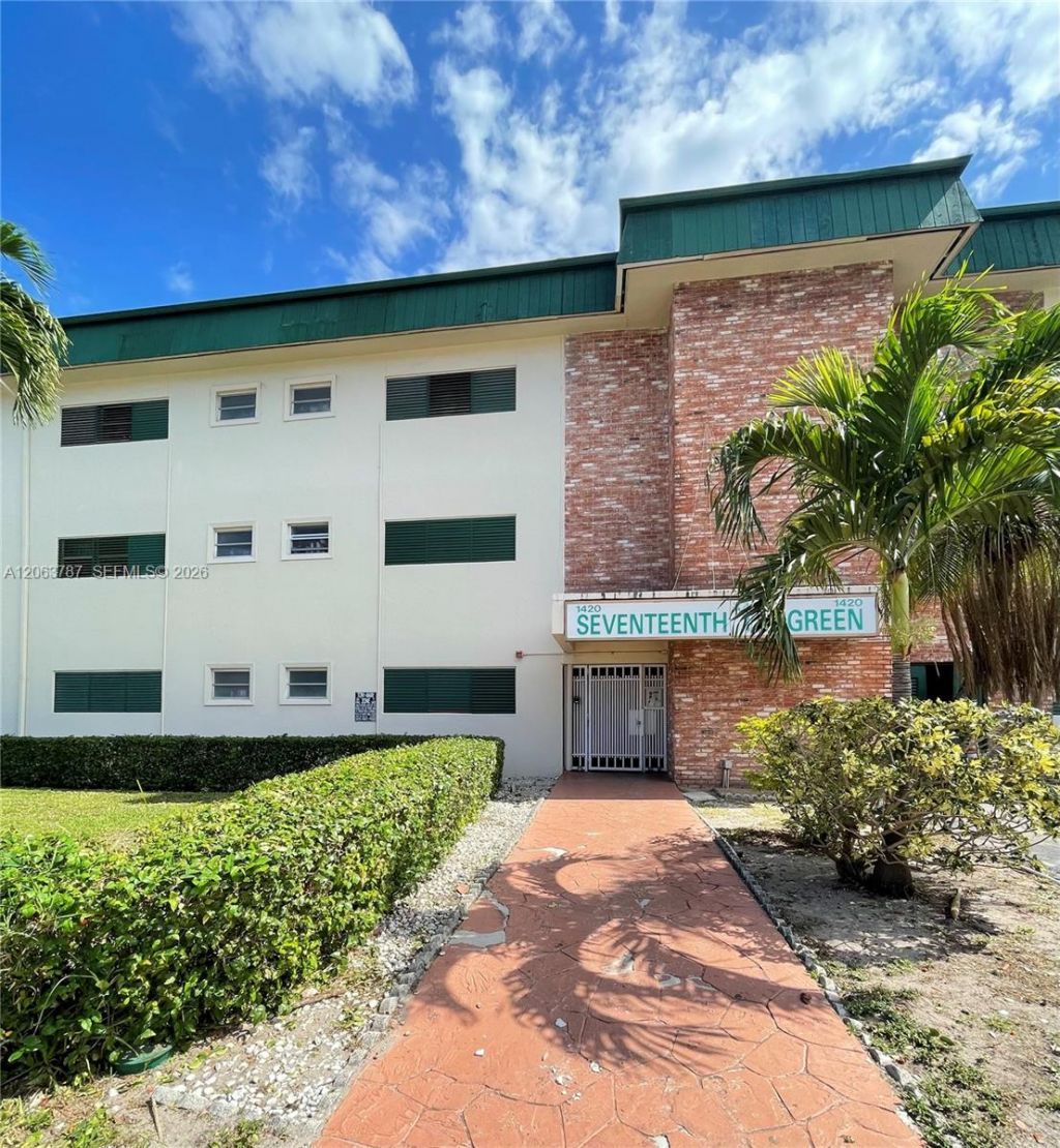 1420 Atlantic Shores Blvd, Unit 130, Hallandale Beach, FL 33009 Photo