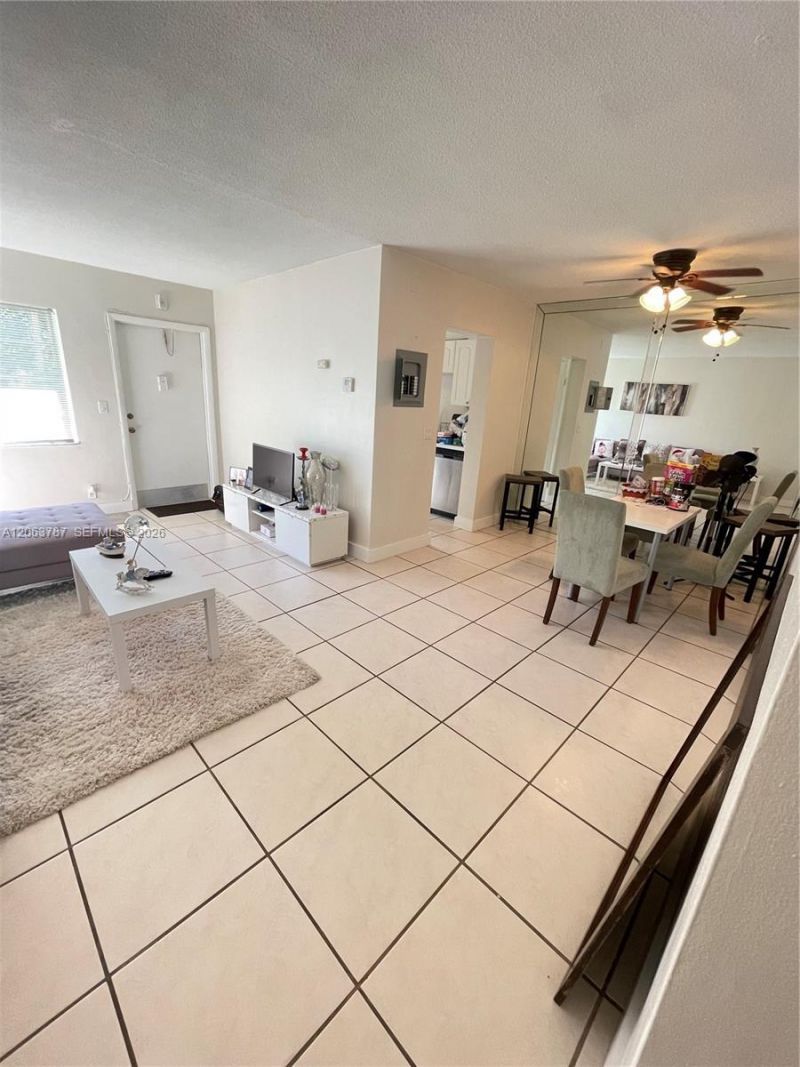 1420 Atlantic Shores Blvd, Unit 130, Hallandale Beach, FL 33009 Photo