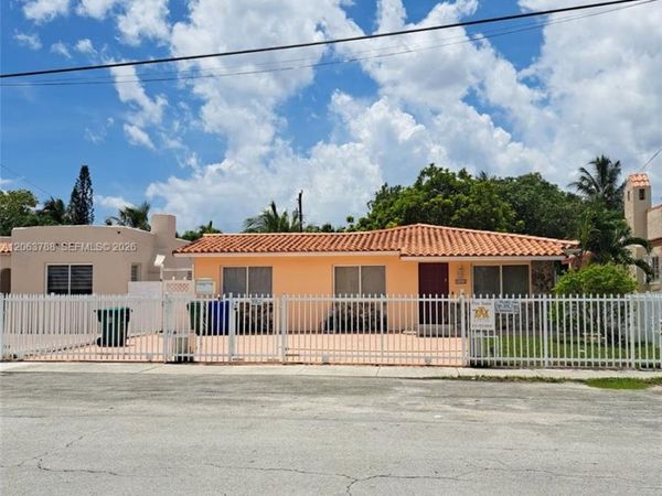 3062 SW 14th St , Miami, FL 33145