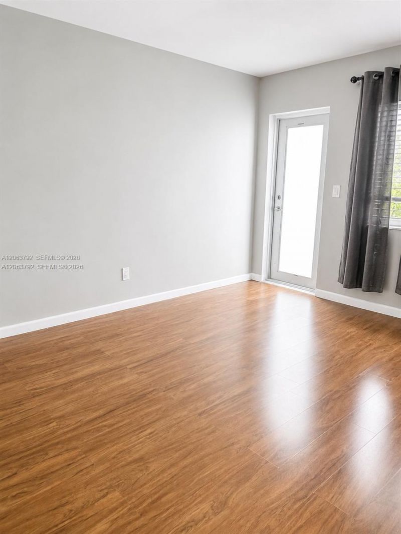 Please Call For Address, Unit 4, Miami Beach, FL 33141 Photo