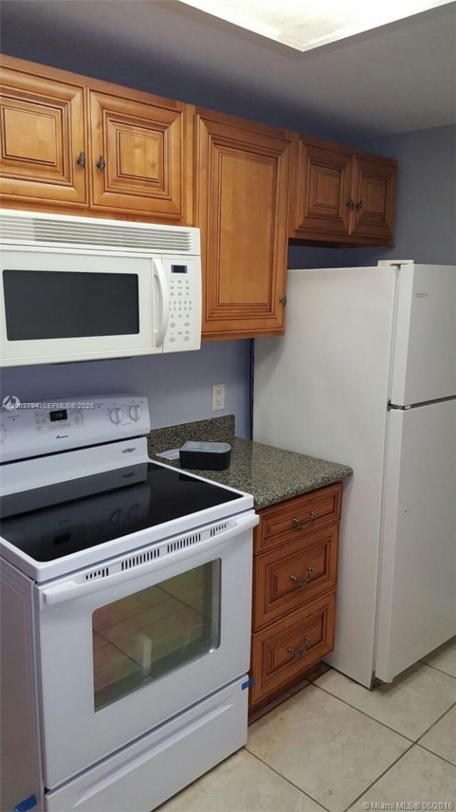 7142 Southgate Blvd , Unit 7142, Tamarac, FL 33321 Photo