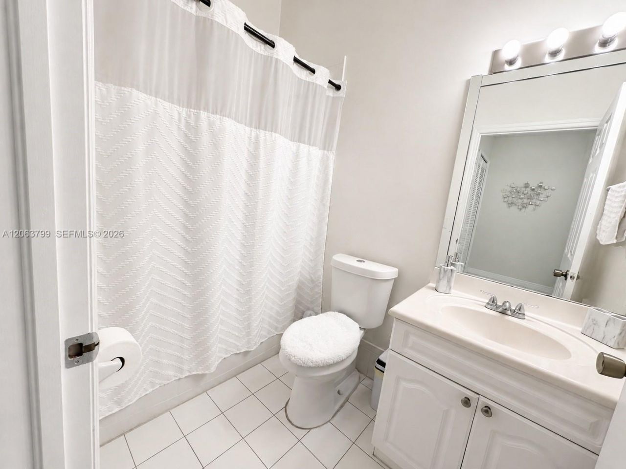 7830 NW 6th St, Unit 204, Pembroke Pines, FL 33024 Photo