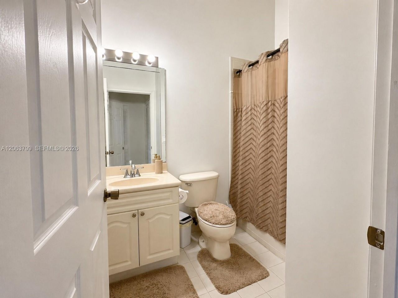 7830 NW 6th St, Unit 204, Pembroke Pines, FL 33024 Photo