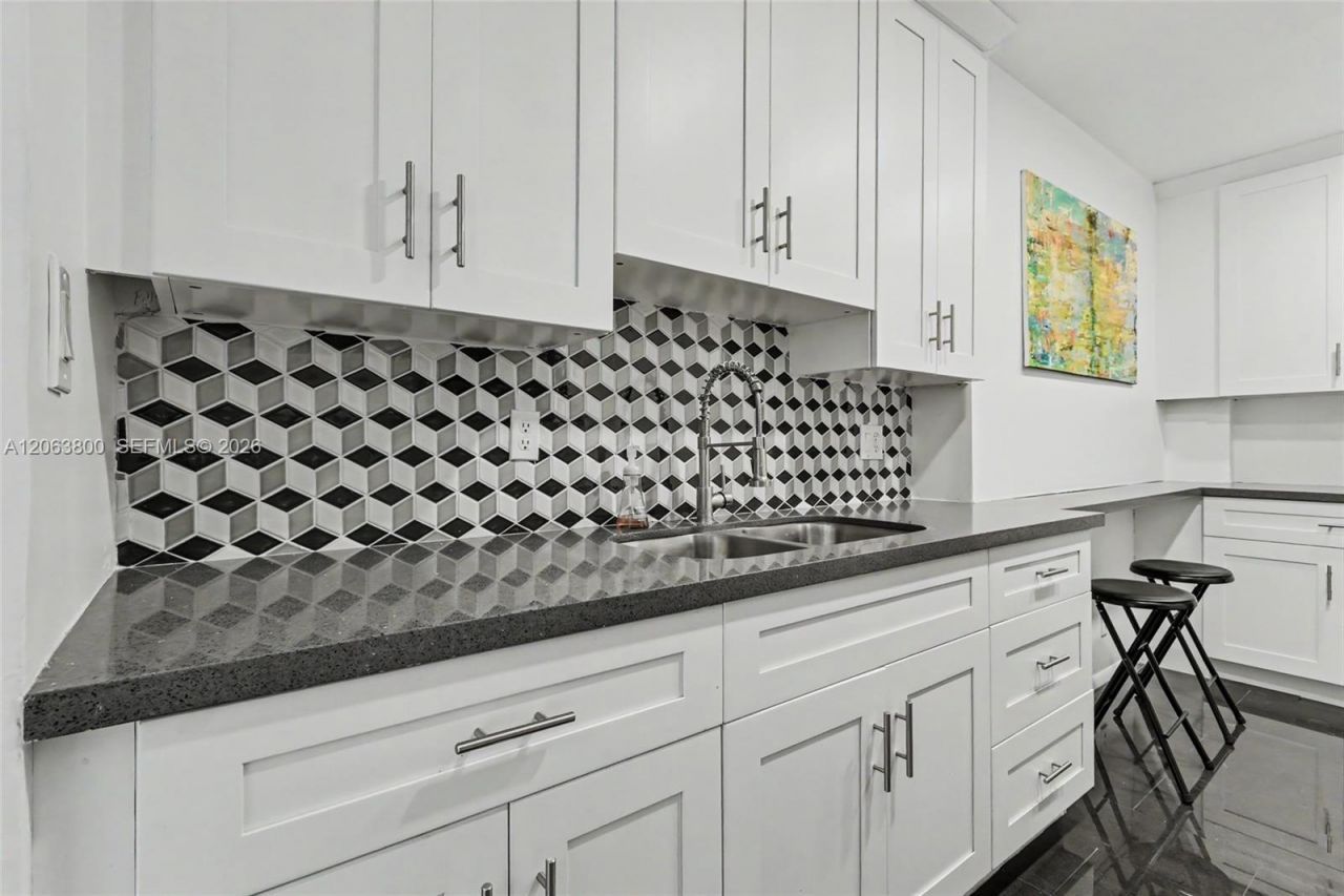4400 Hillcrest Dr , Unit 1005A, Hollywood, FL 33021 Photo