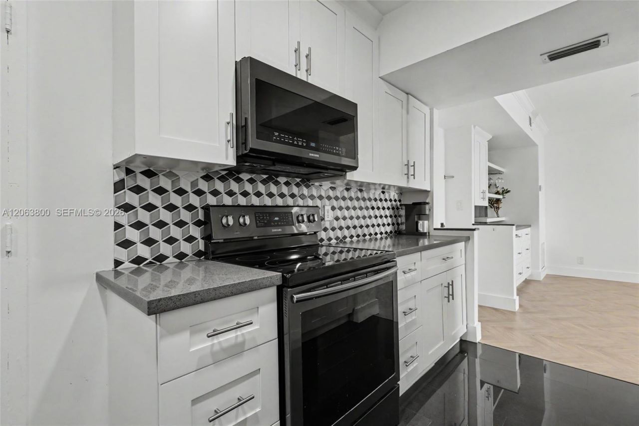 4400 Hillcrest Dr , Unit 1005A, Hollywood, FL 33021 Photo