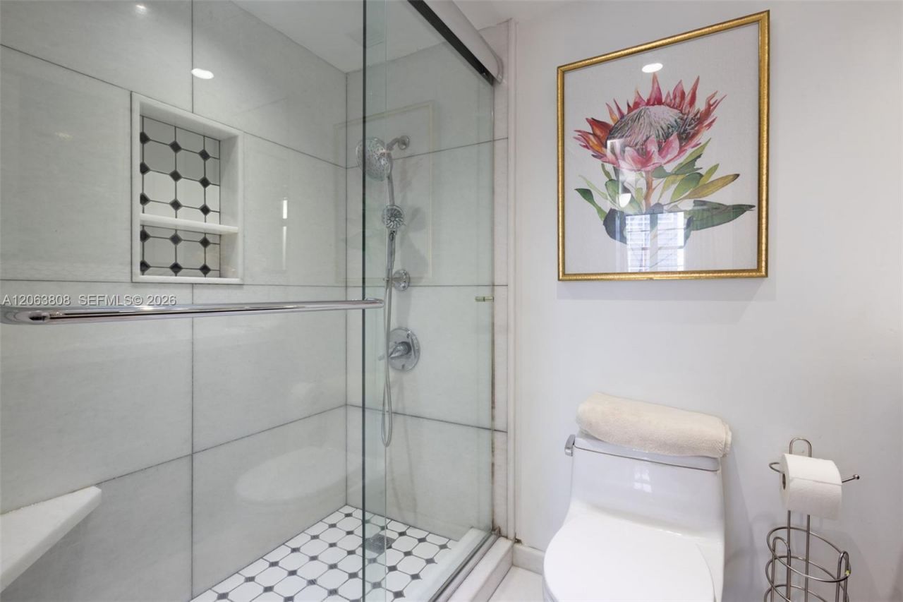 6770 Indian Creek Dr , Unit 7B, Miami Beach, FL 33141 Photo