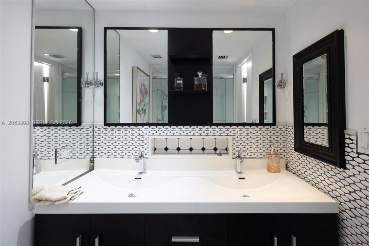 6770 Indian Creek Dr , Unit 7B, Miami Beach, FL 33141 Photo