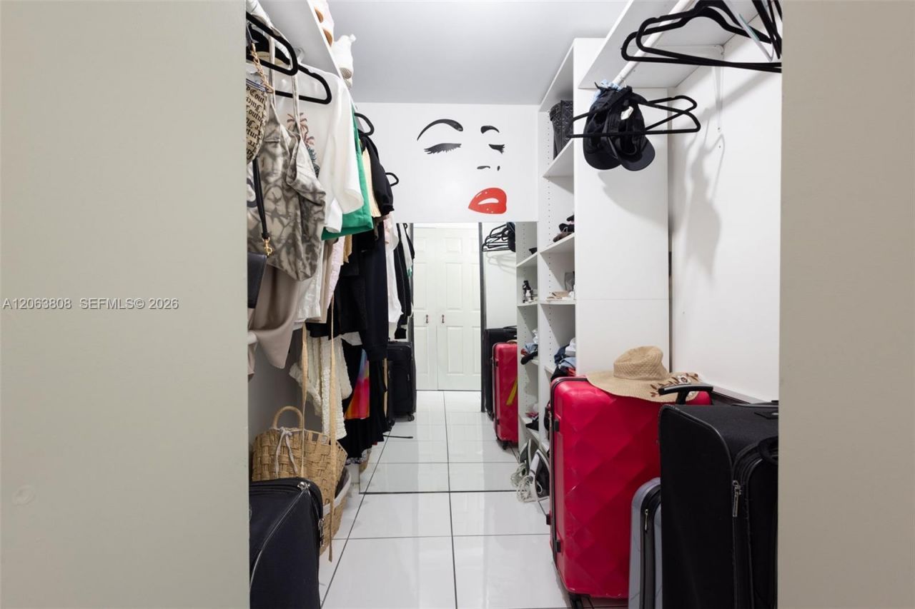 6770 Indian Creek Dr , Unit 7B, Miami Beach, FL 33141 Photo