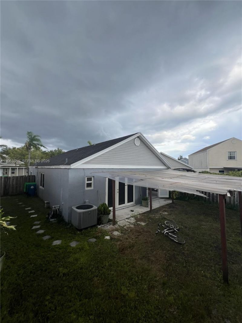 289 SW 159th Ln , Sunrise, FL 33326 Photo